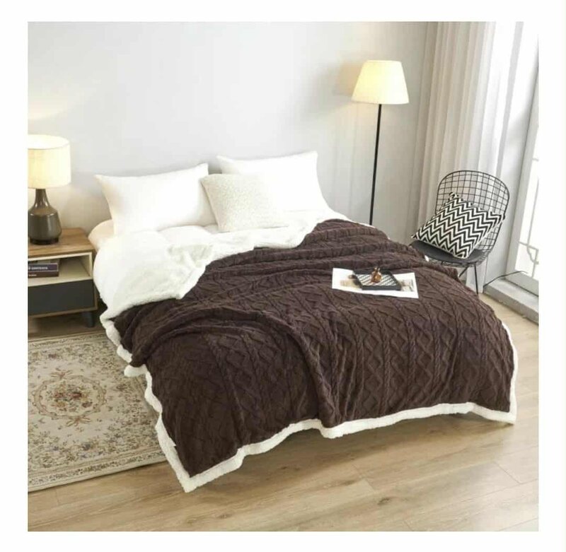 Paturi pufoase cu blanita - Caldura si confort pentru casa ta!