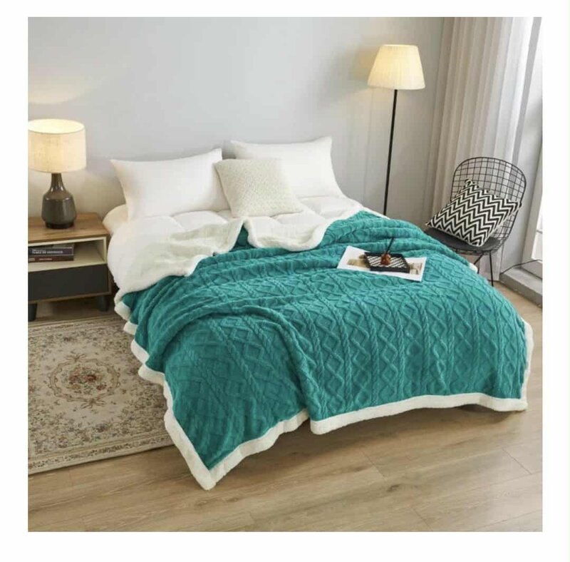 Paturi pufoase cu blanita - Caldura si confort pentru casa ta!